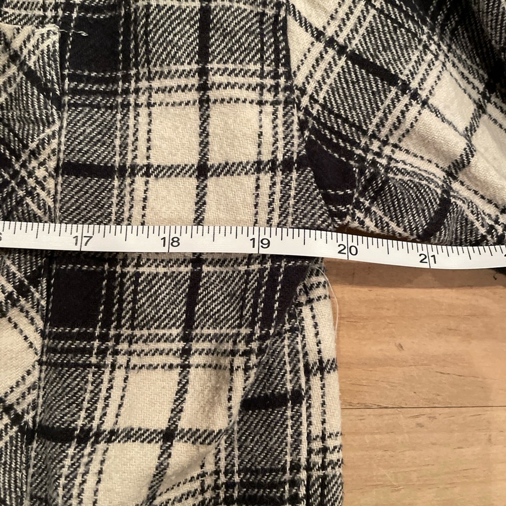 Billabong Women’s Plaid Flannel Long Sleeve Shirt Casual Boho Festival Western M - Picture 4 of 10